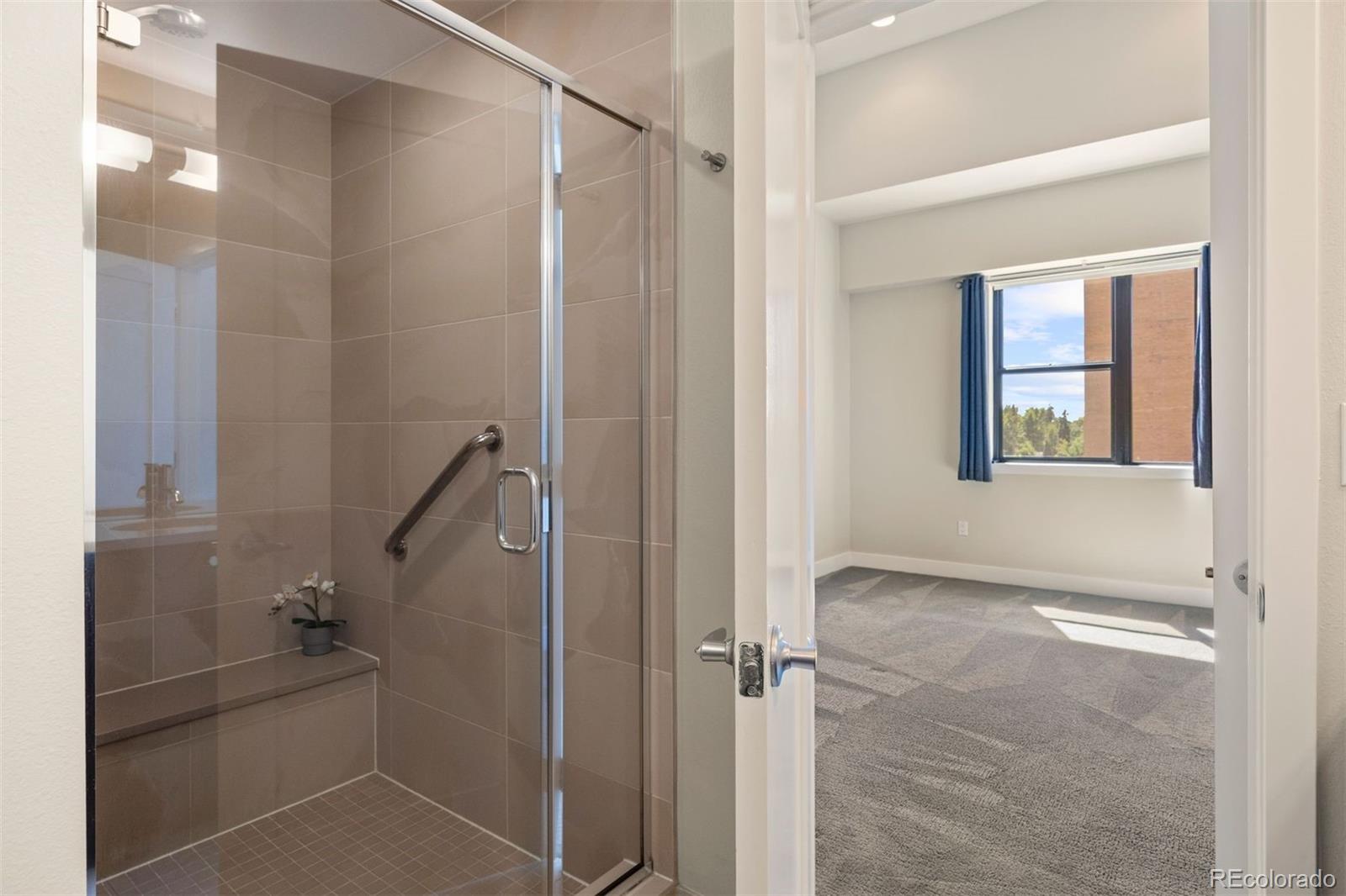 360 S Lafayette Street Unit: 401