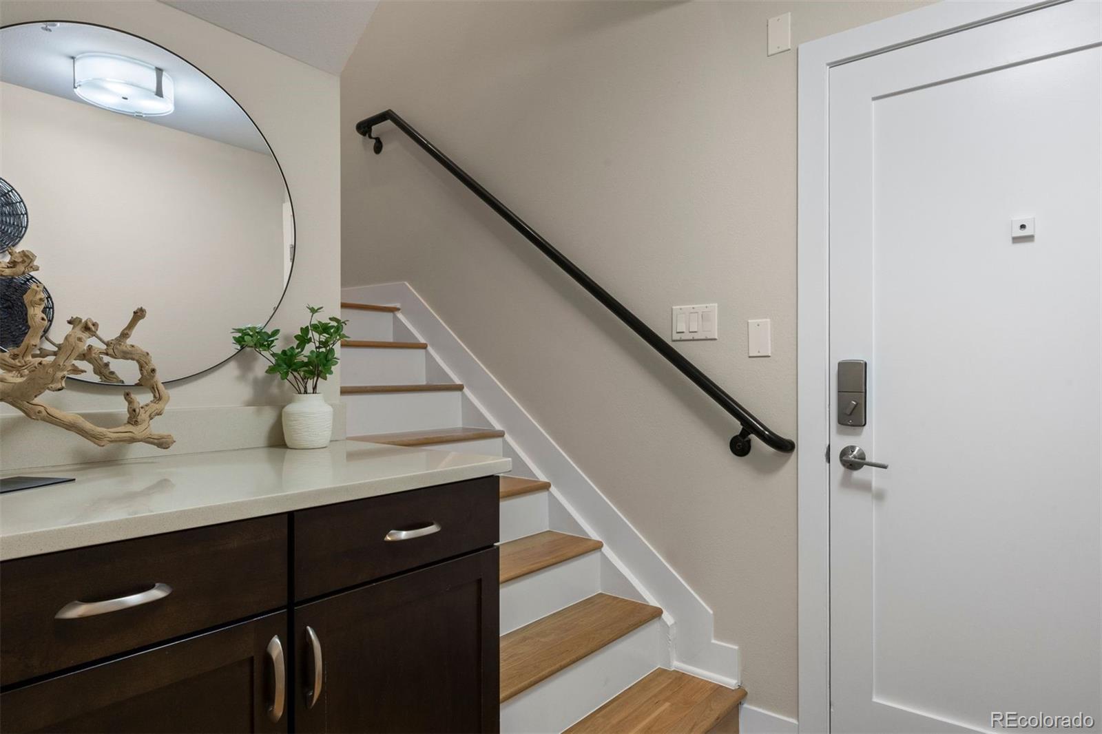 360 S Lafayette Street Unit: 401