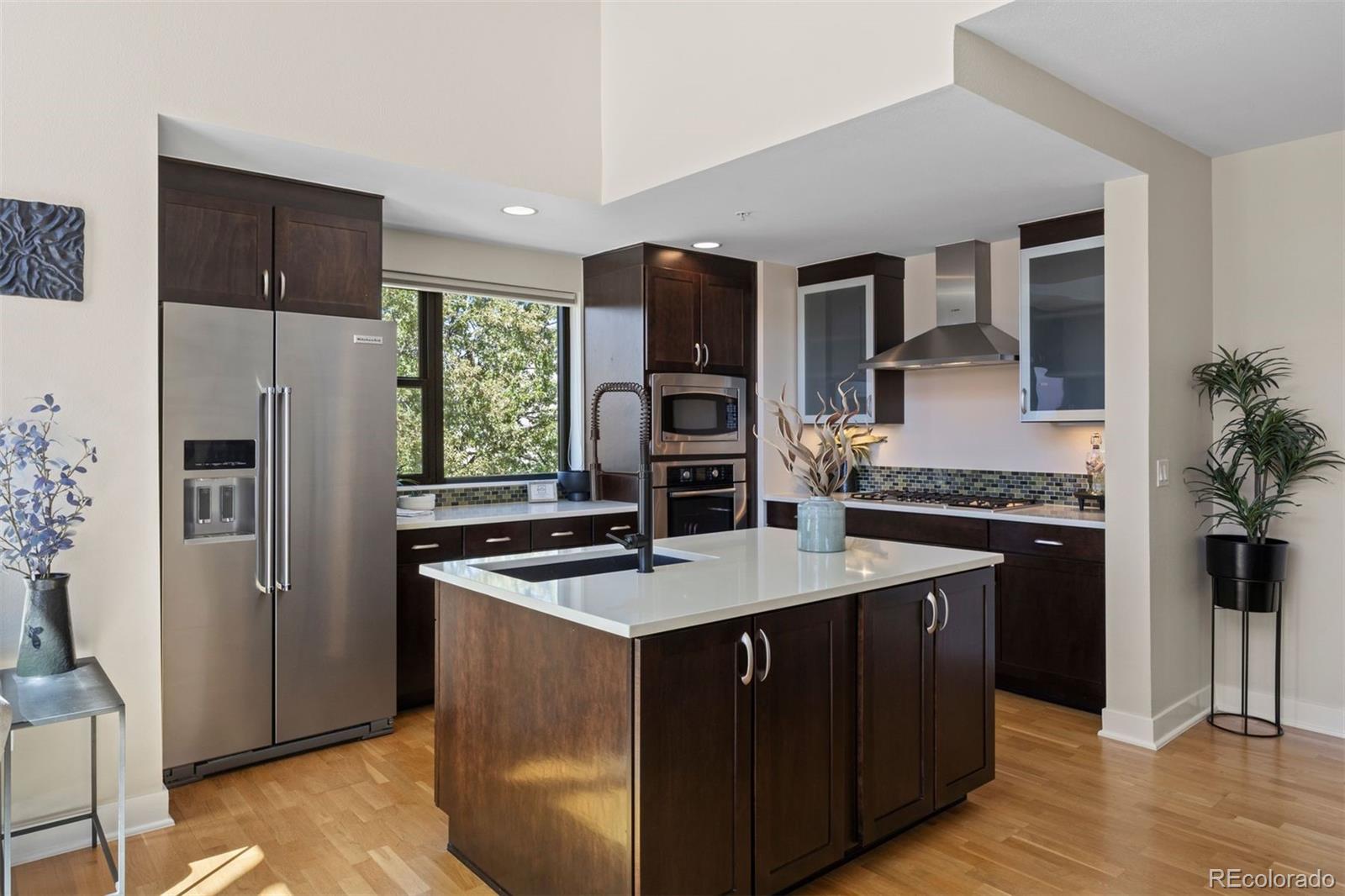 360 S Lafayette Street Unit: 401