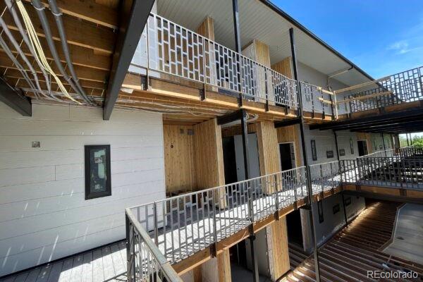 2301 Pearl Street Unit: 49