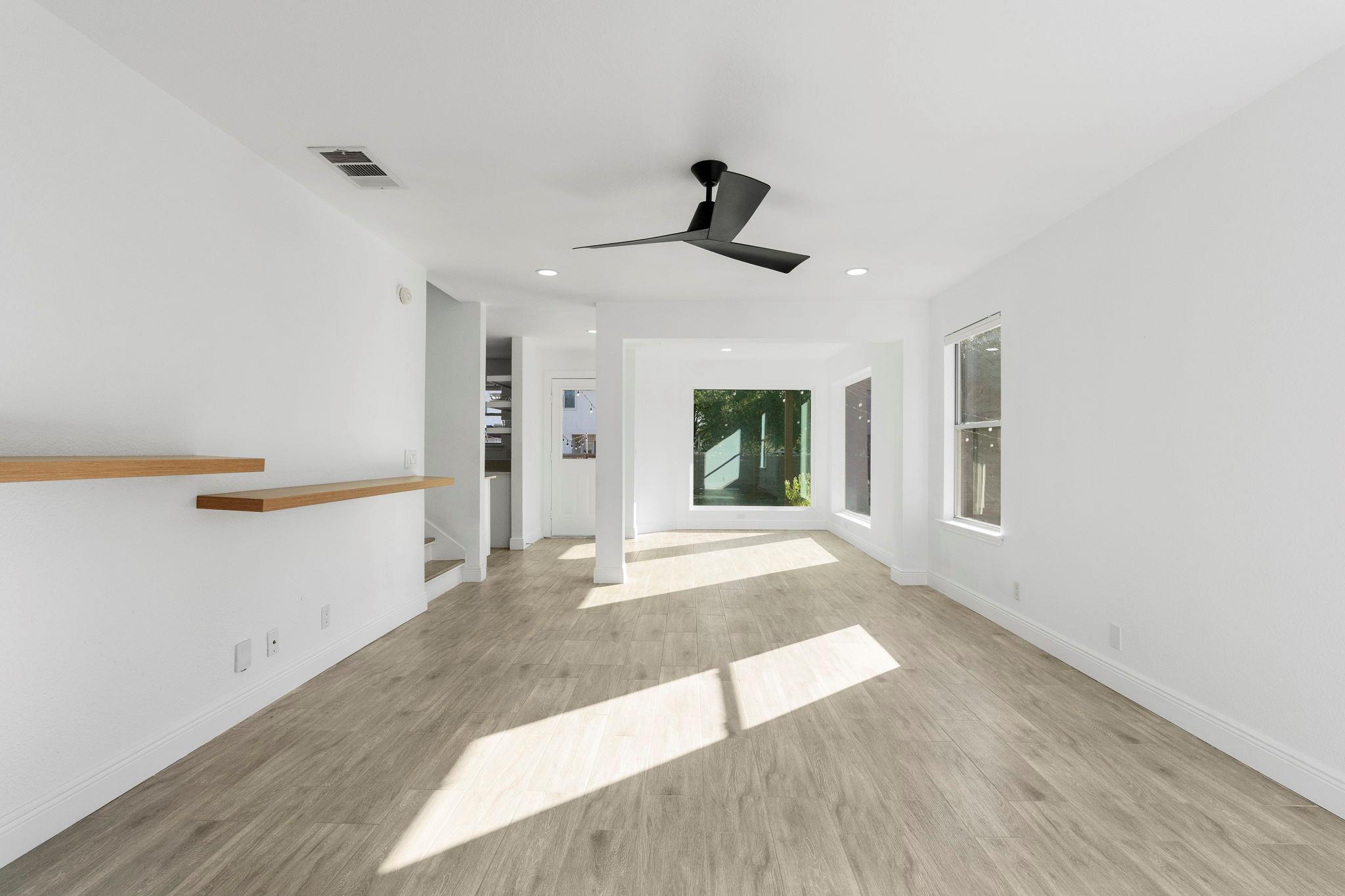 14901 Chamberlain CT