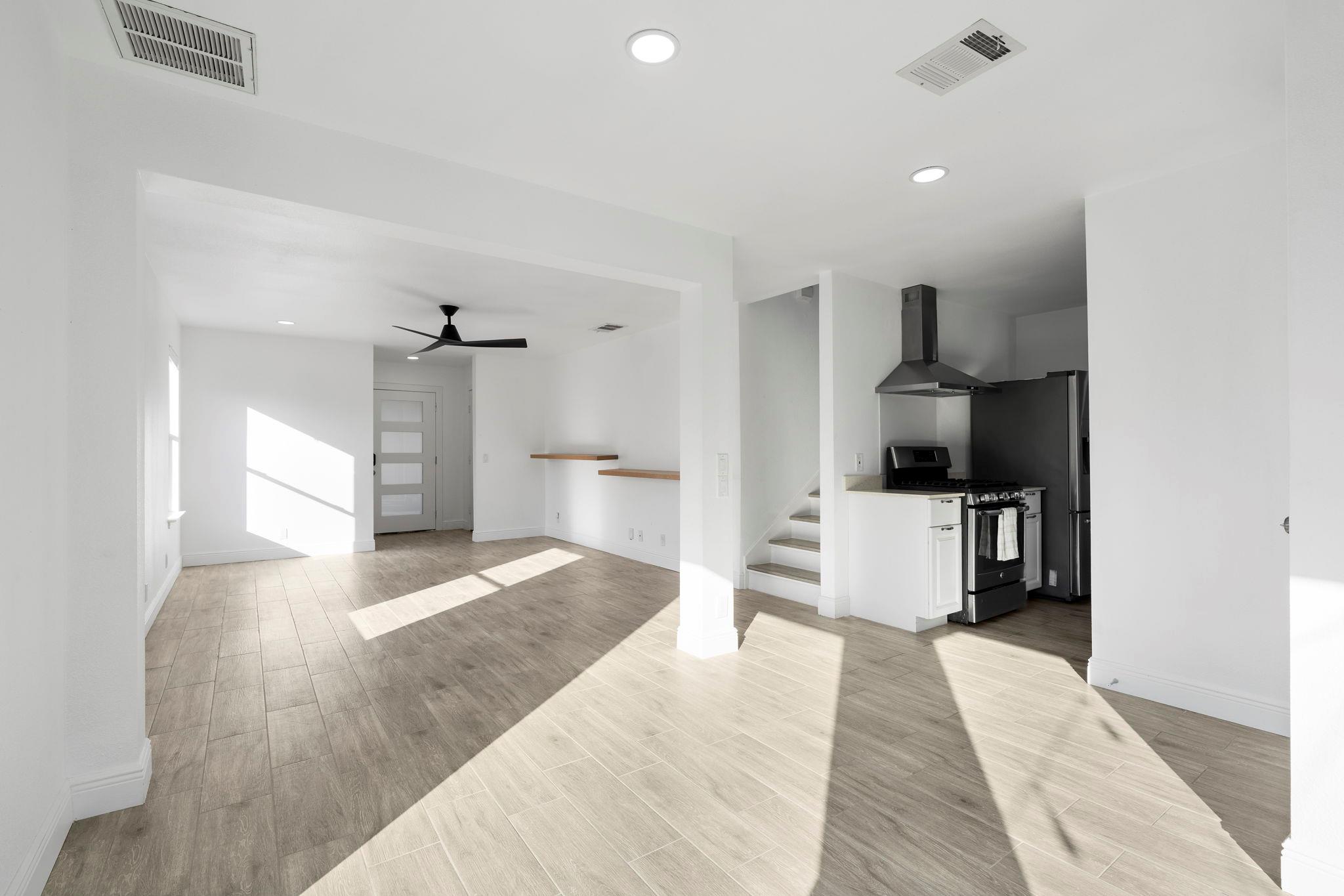14901 Chamberlain CT