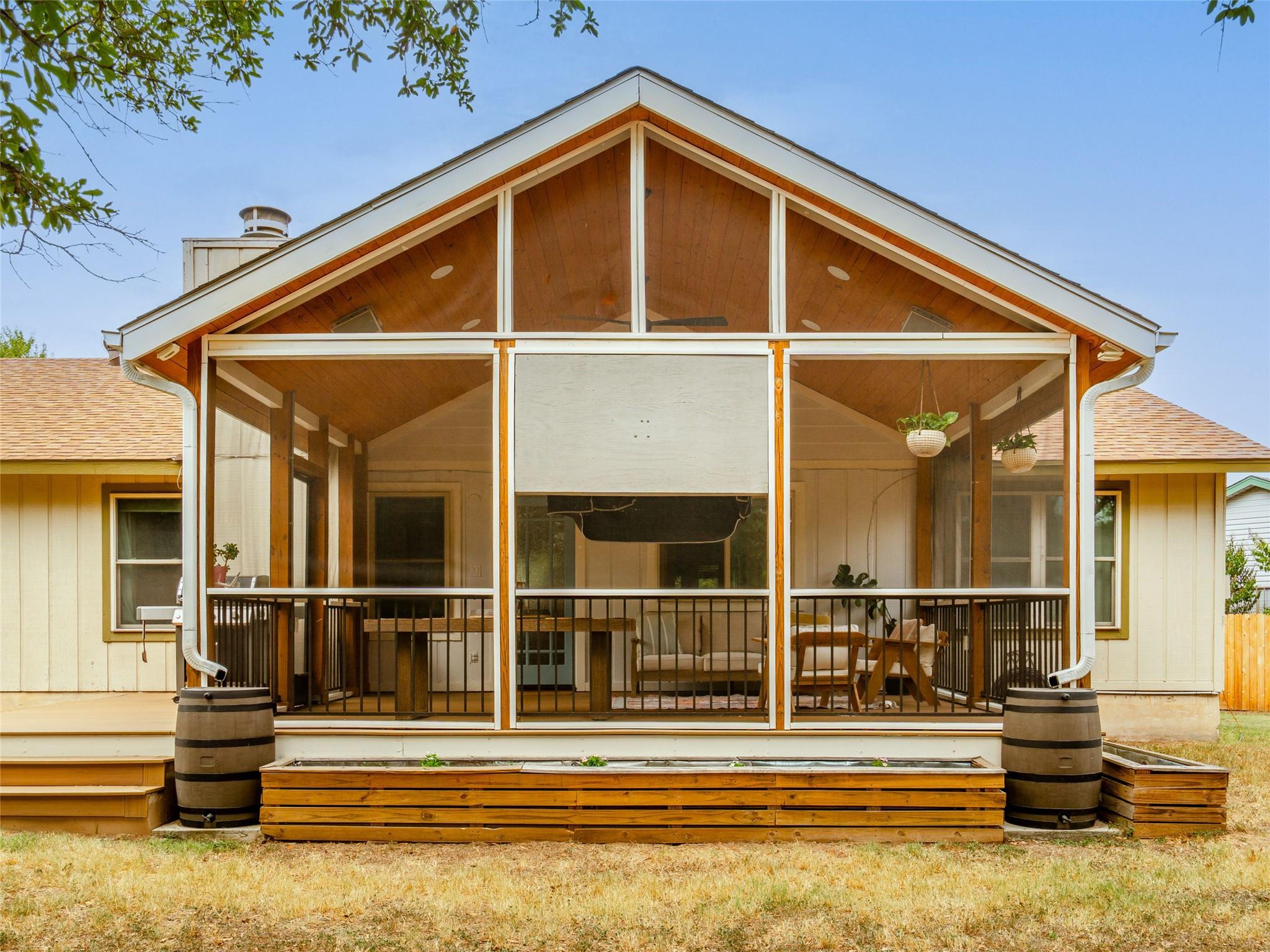 3203 Western DR