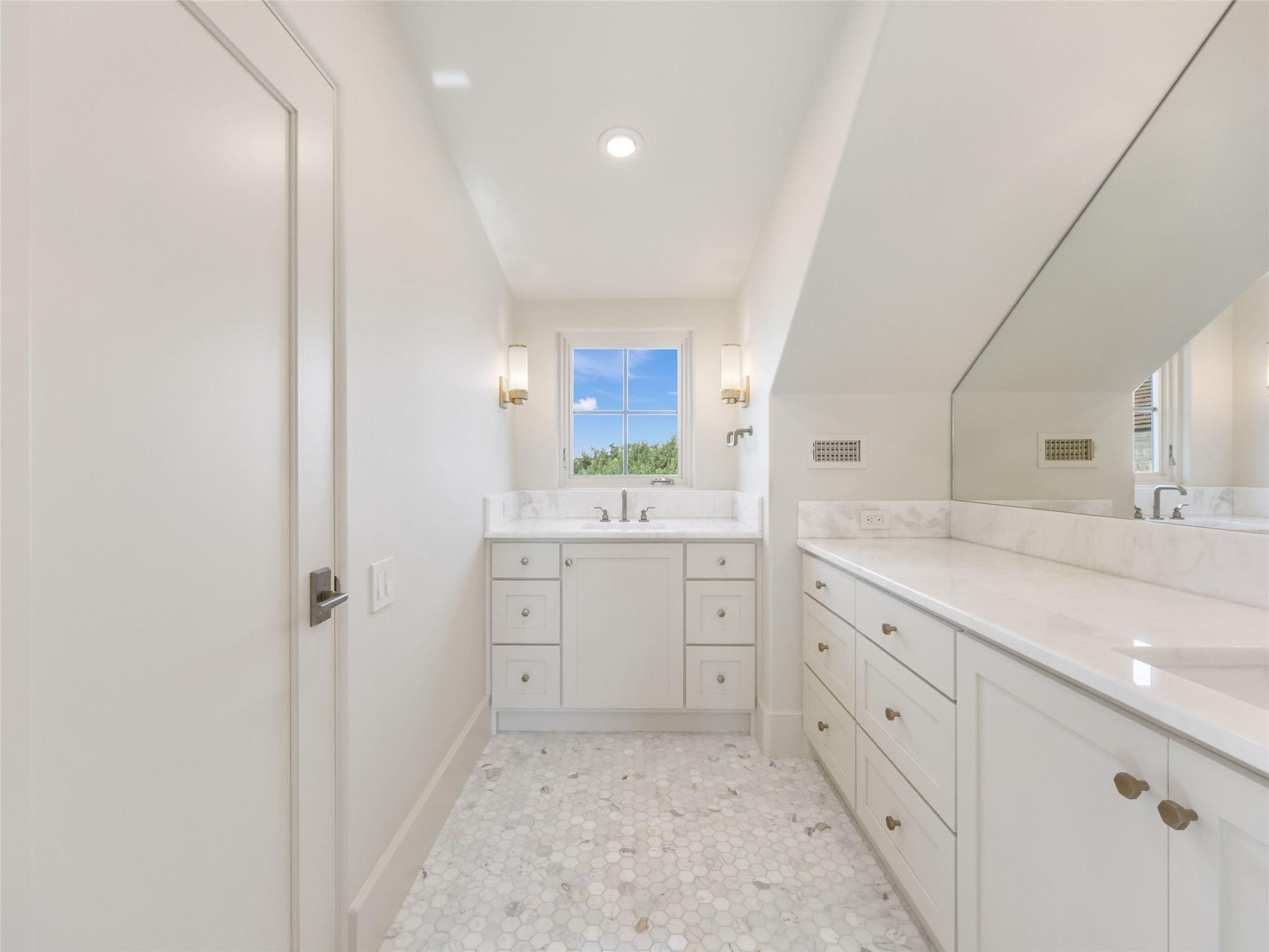 1691 Cool Water Ranch RD