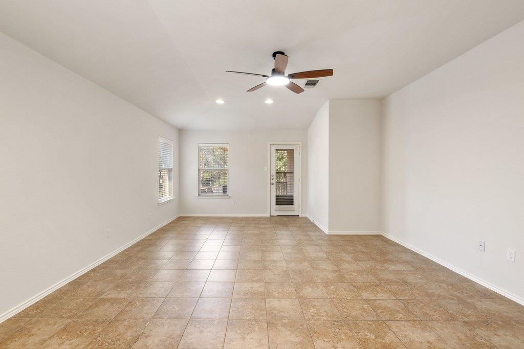 2212 Christoff LOOP