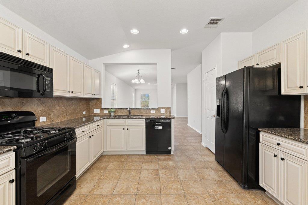 2212 Christoff LOOP