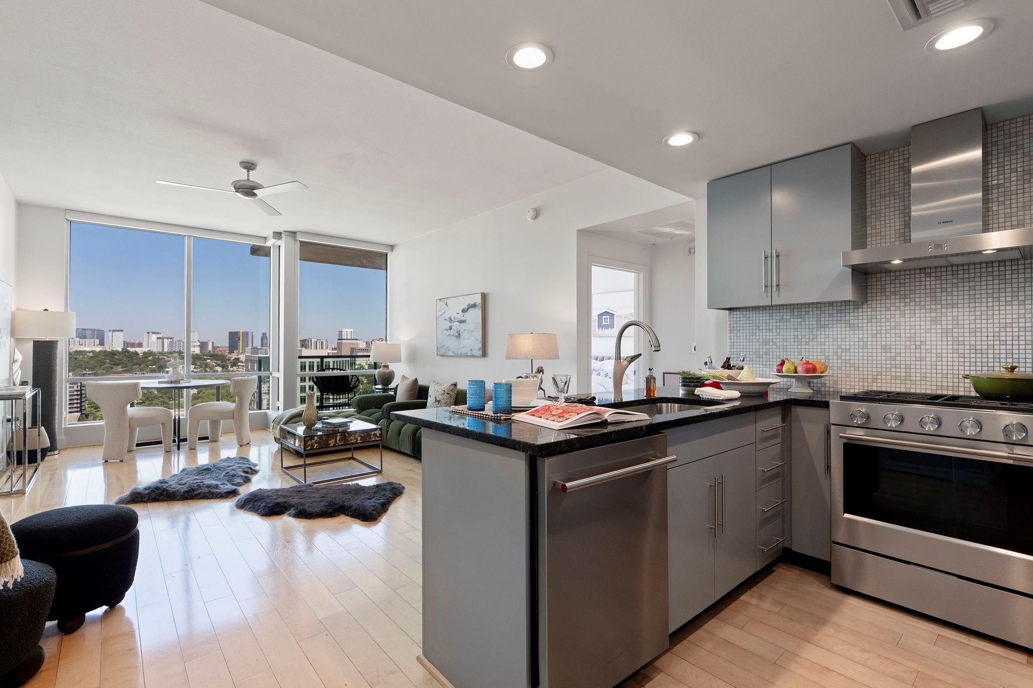 300 Bowie ST # 2308