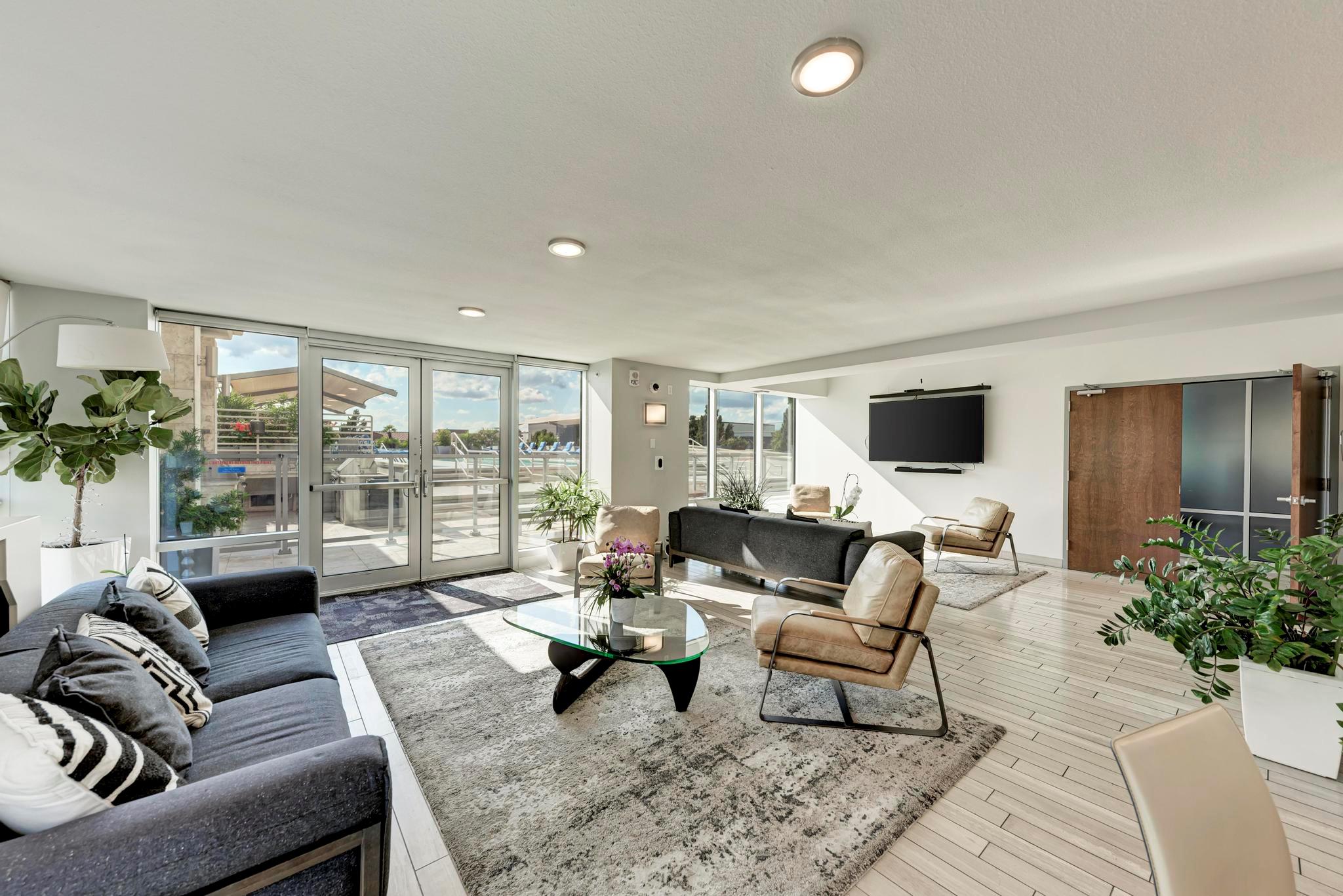 300 Bowie ST # 2308