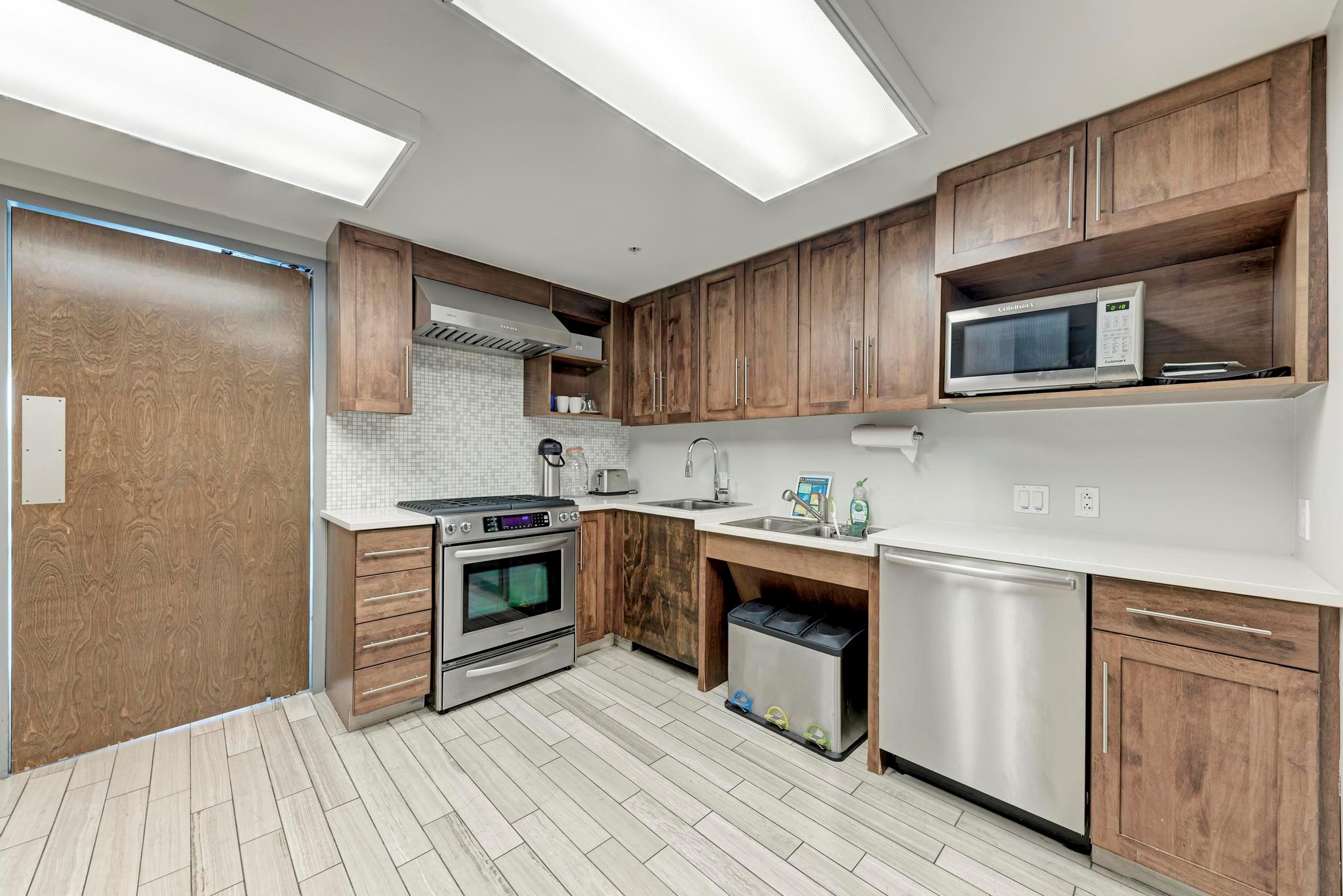 300 Bowie ST # 2308