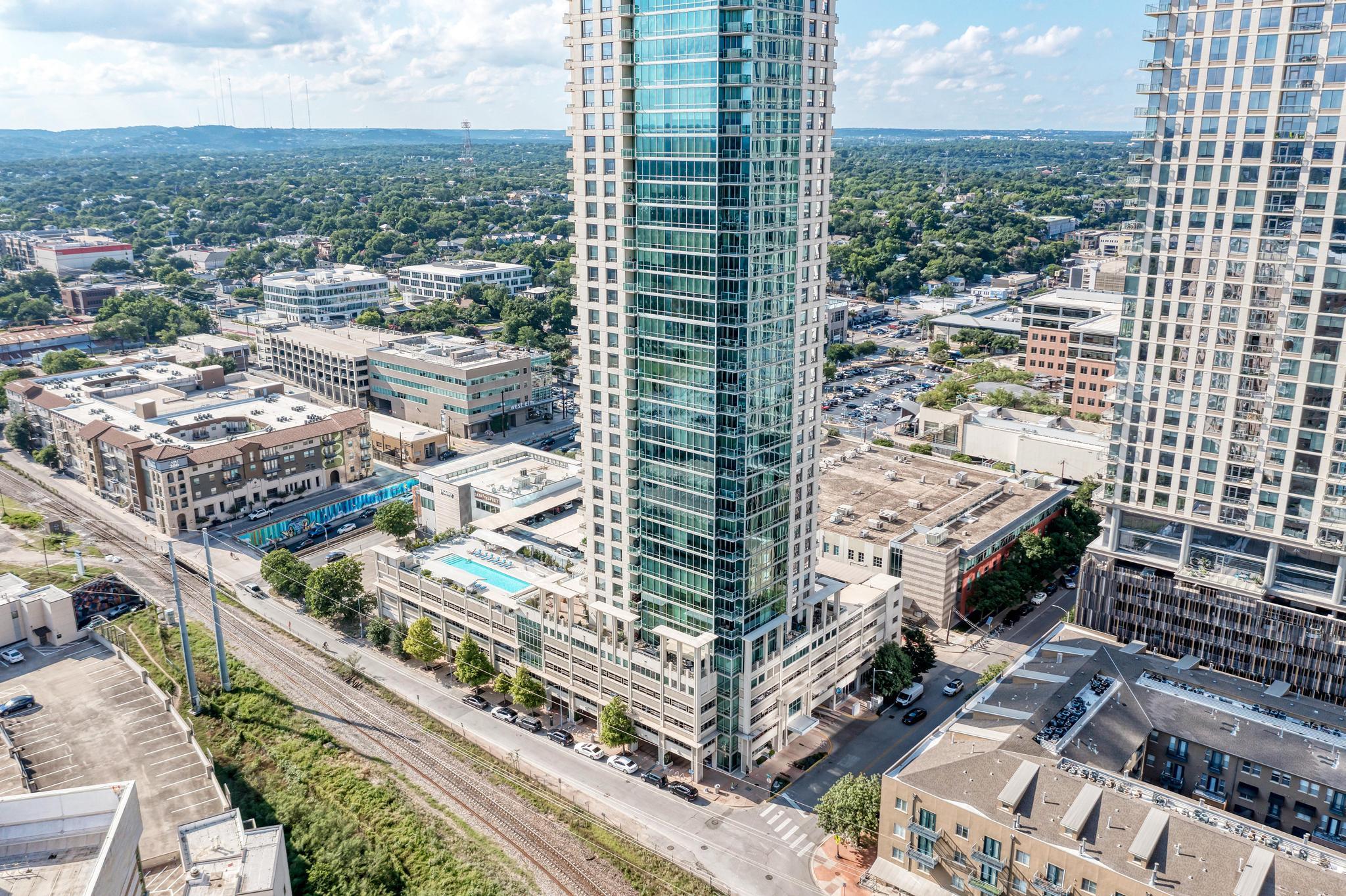 300 Bowie ST # 2308