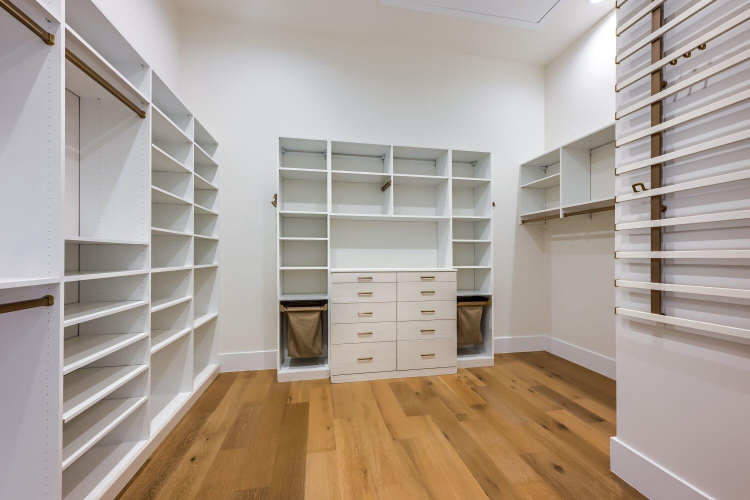 8132 Magnolia Ridge CV