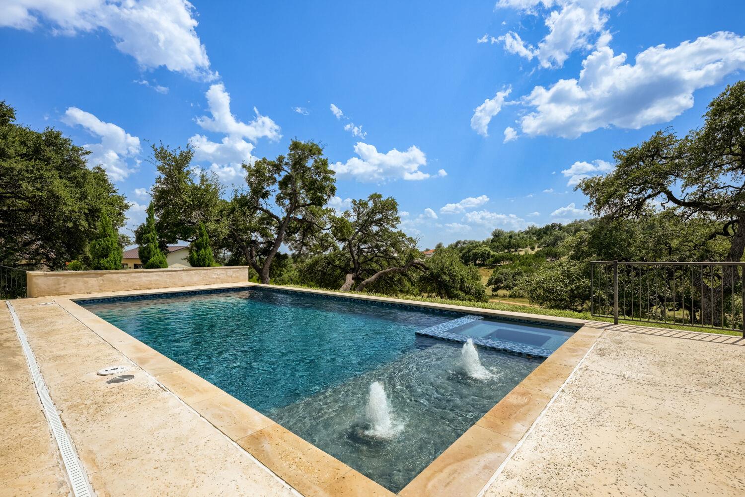 8132 Magnolia Ridge CV