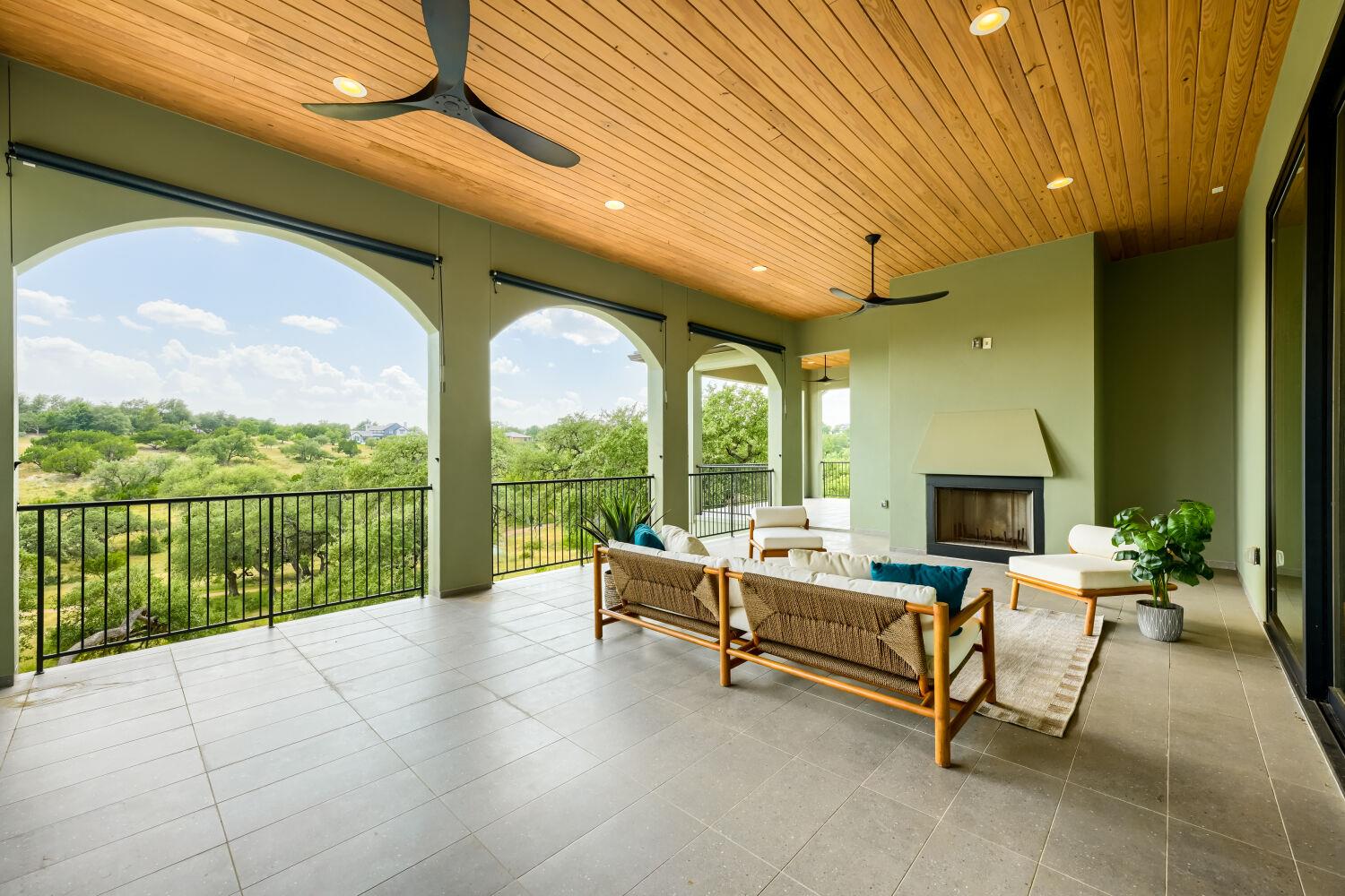 8132 Magnolia Ridge CV