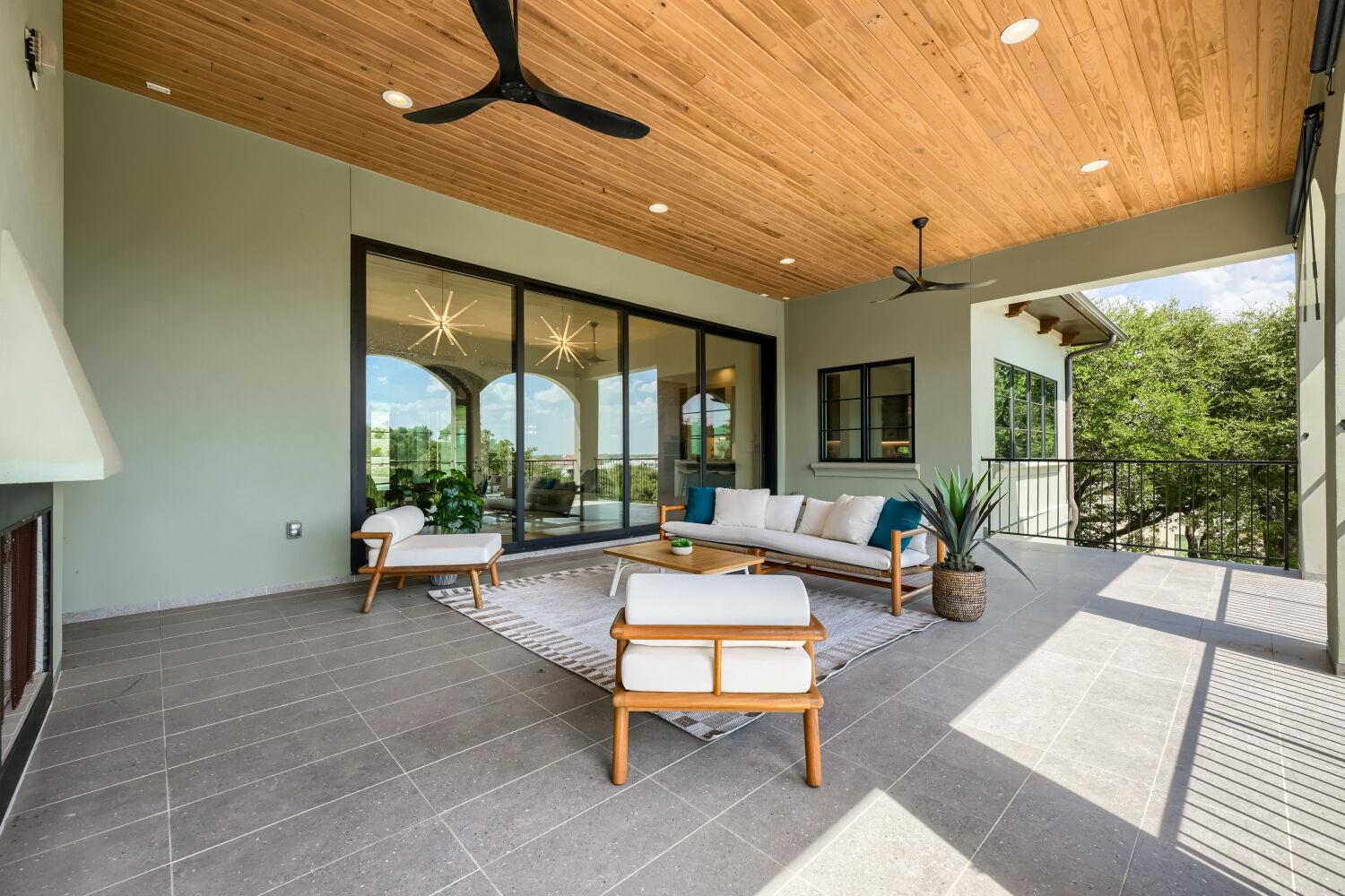 8132 Magnolia Ridge CV
