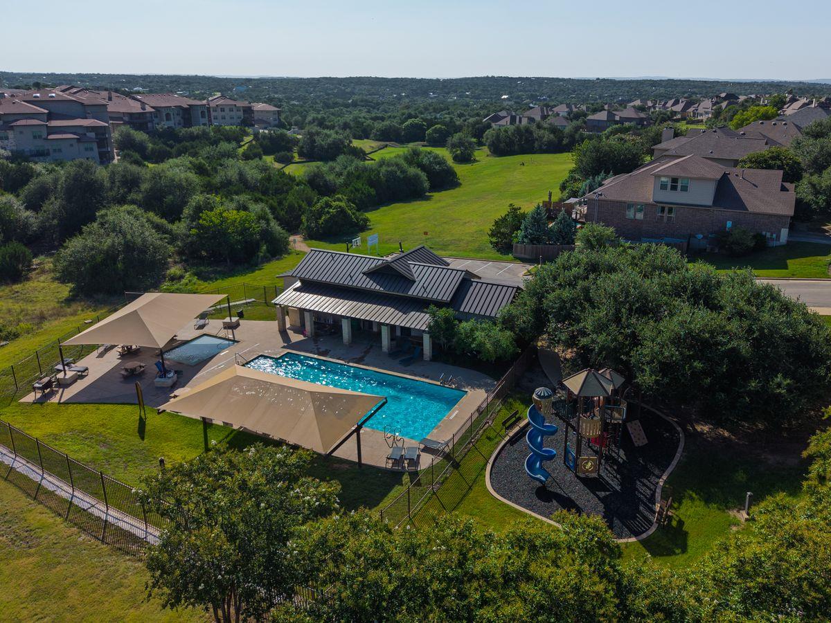 700 Ledge Stone DR