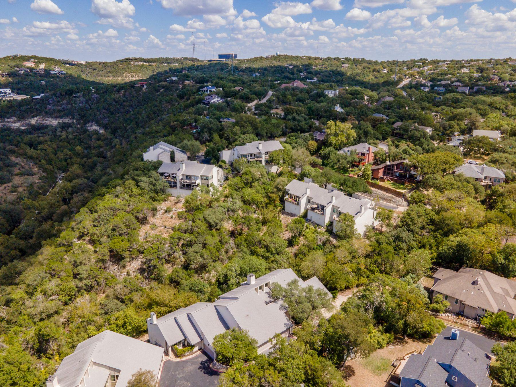 1520 Ben Crenshaw WAY # 219