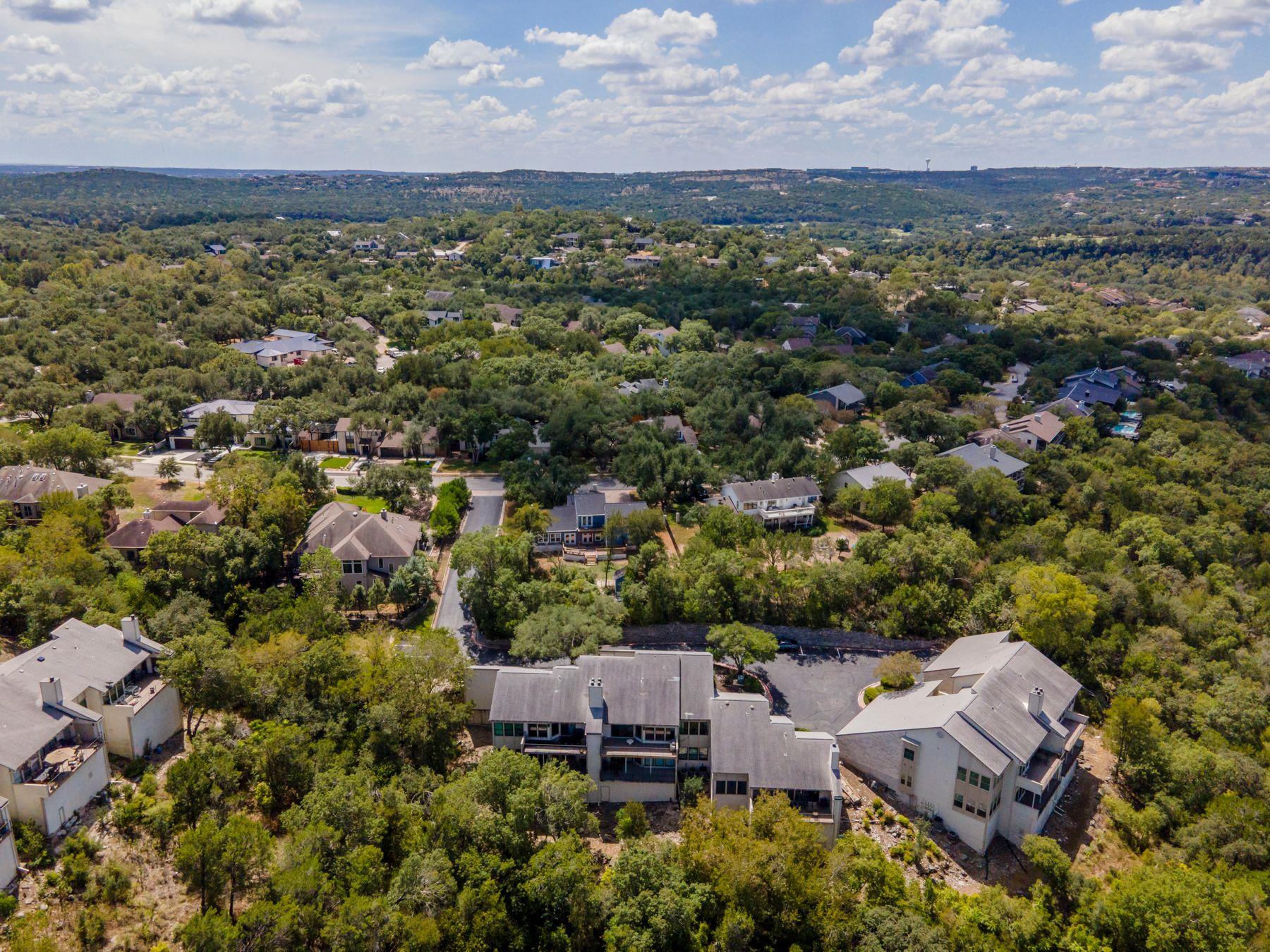 1520 Ben Crenshaw WAY # 219