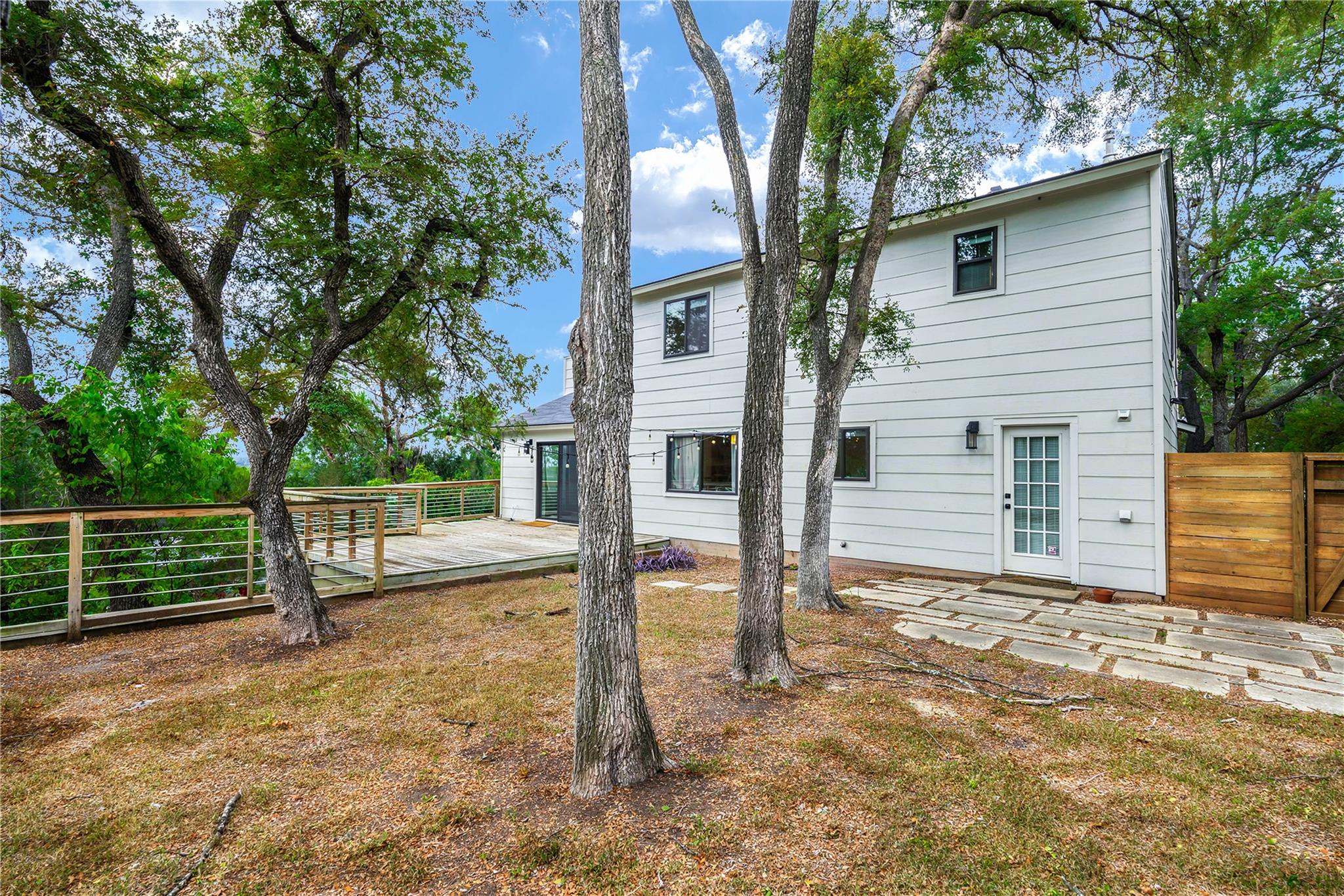 7709 Evaline LN