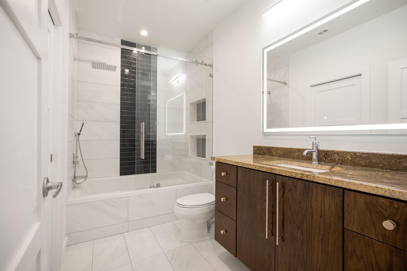 1005 Toyath ST