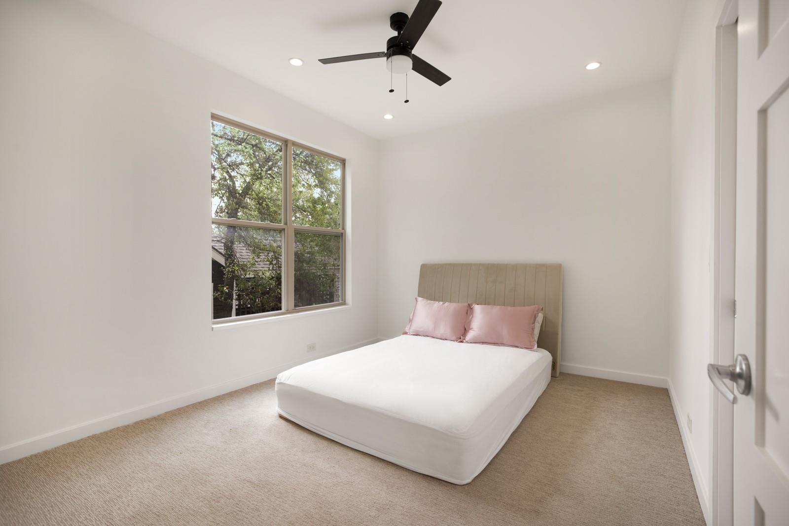 1005 Toyath ST