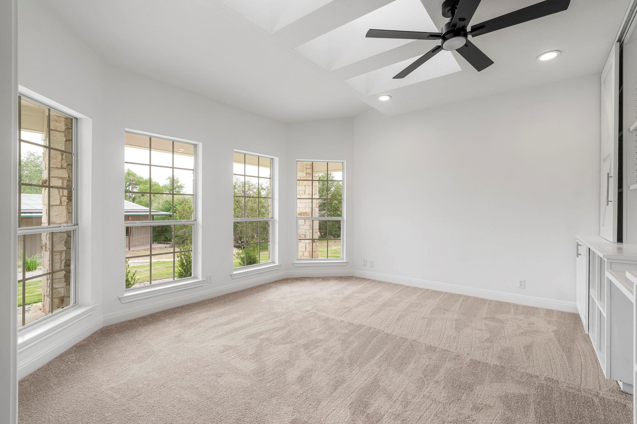 1129 Cedar Pass RD
