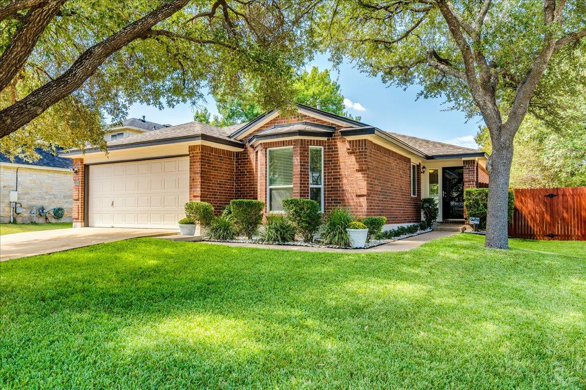 1327 Rosie LN