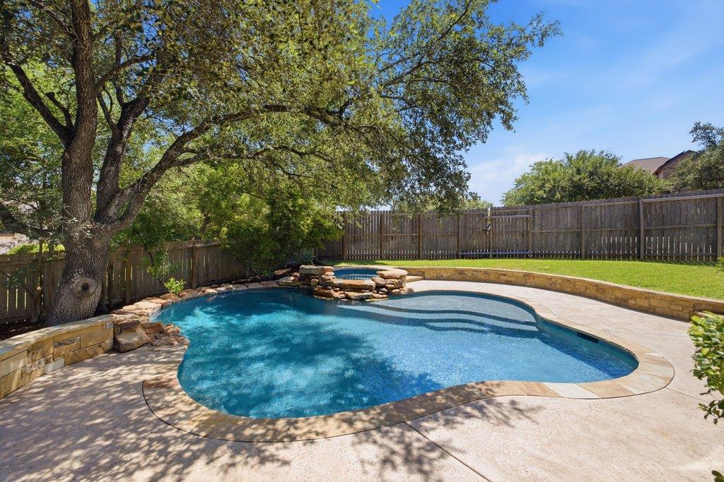 3009 Brittany Point LN