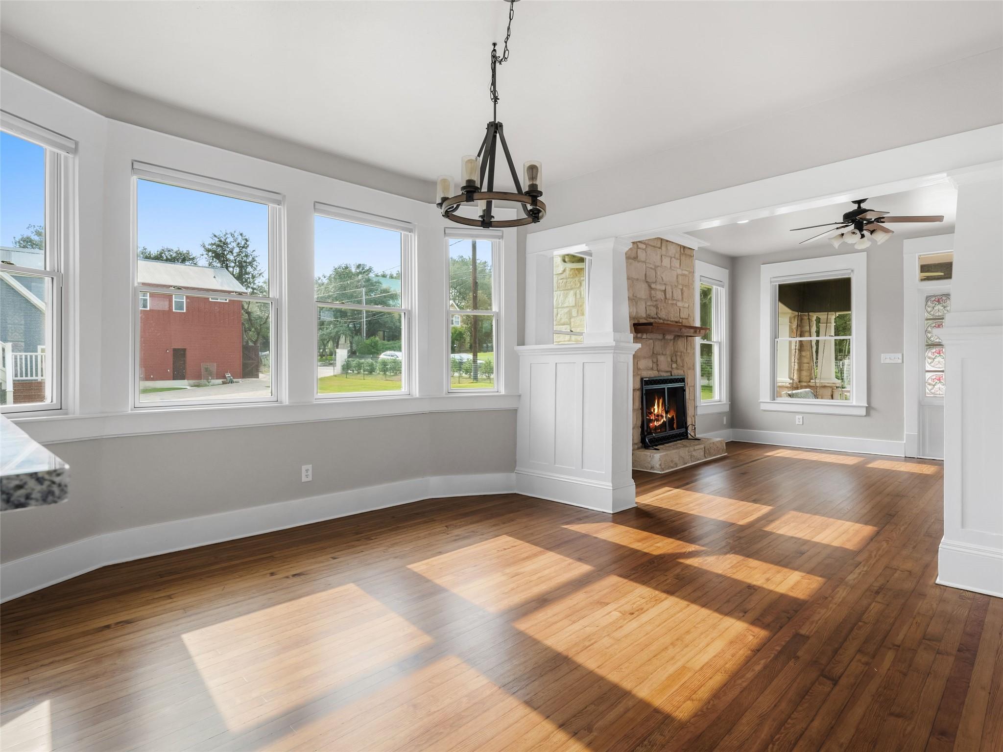 2703 De Soto DR