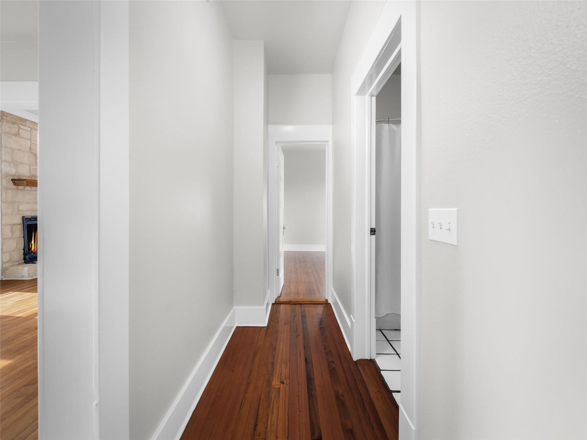 2703 De Soto DR