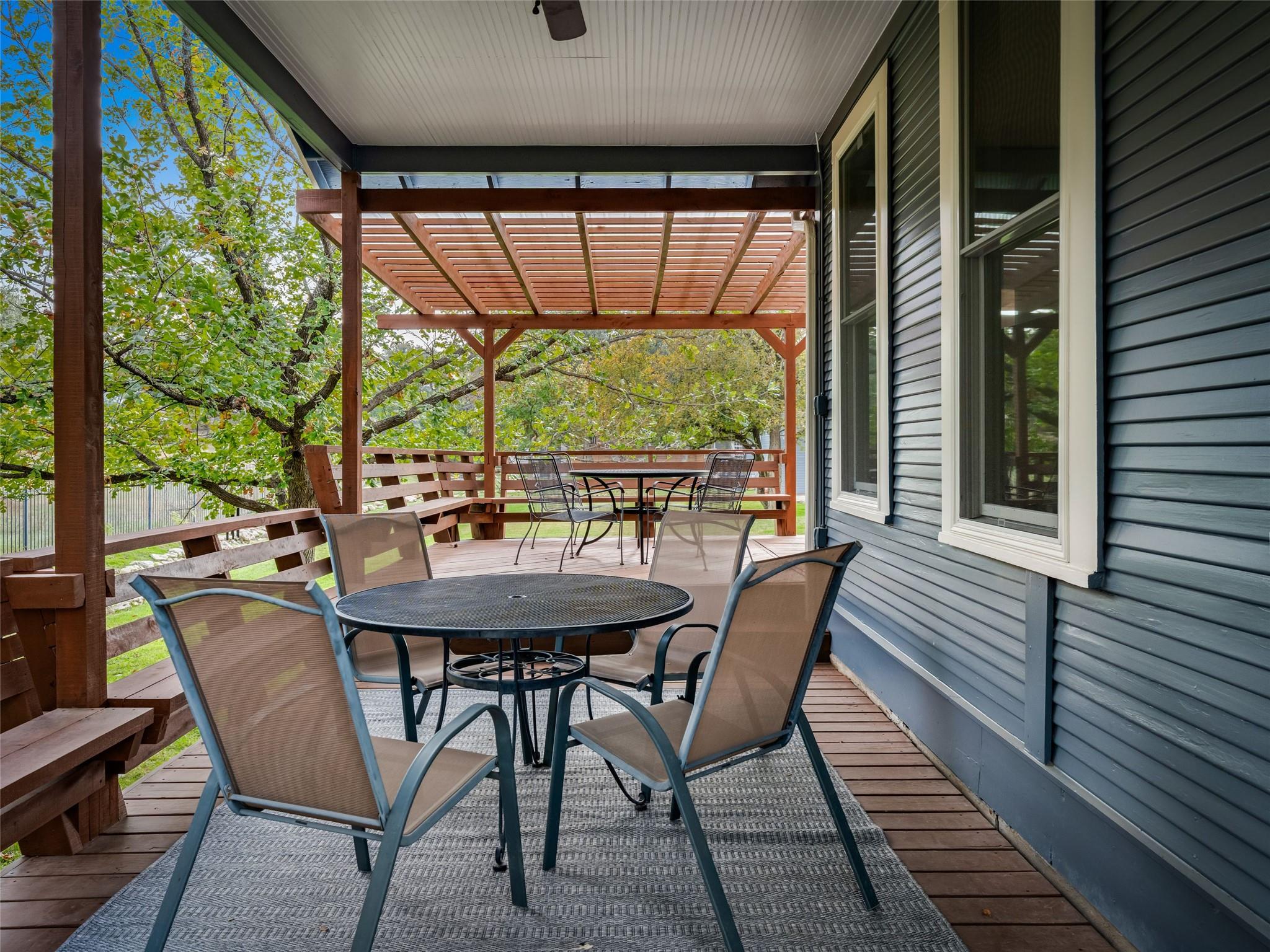 2703 De Soto DR
