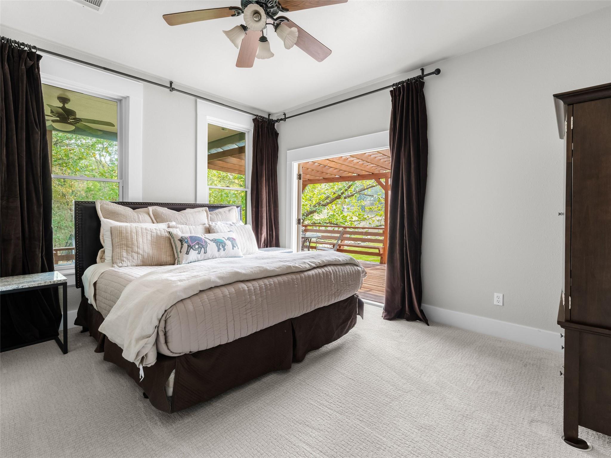 2703 De Soto DR