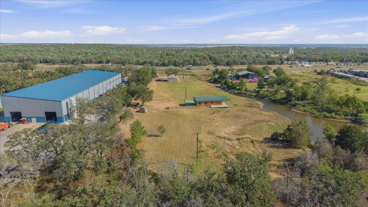 885 State Highway 71