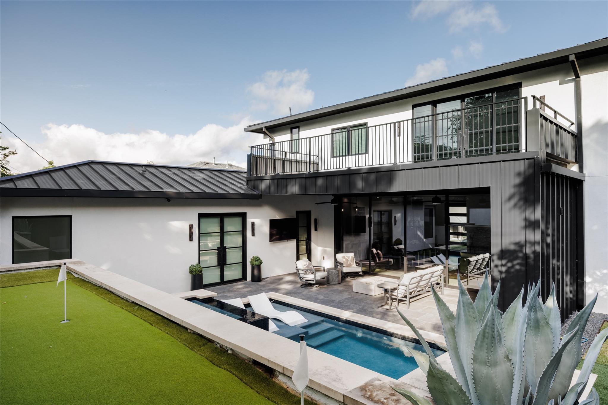 3007 Garden Villa LN