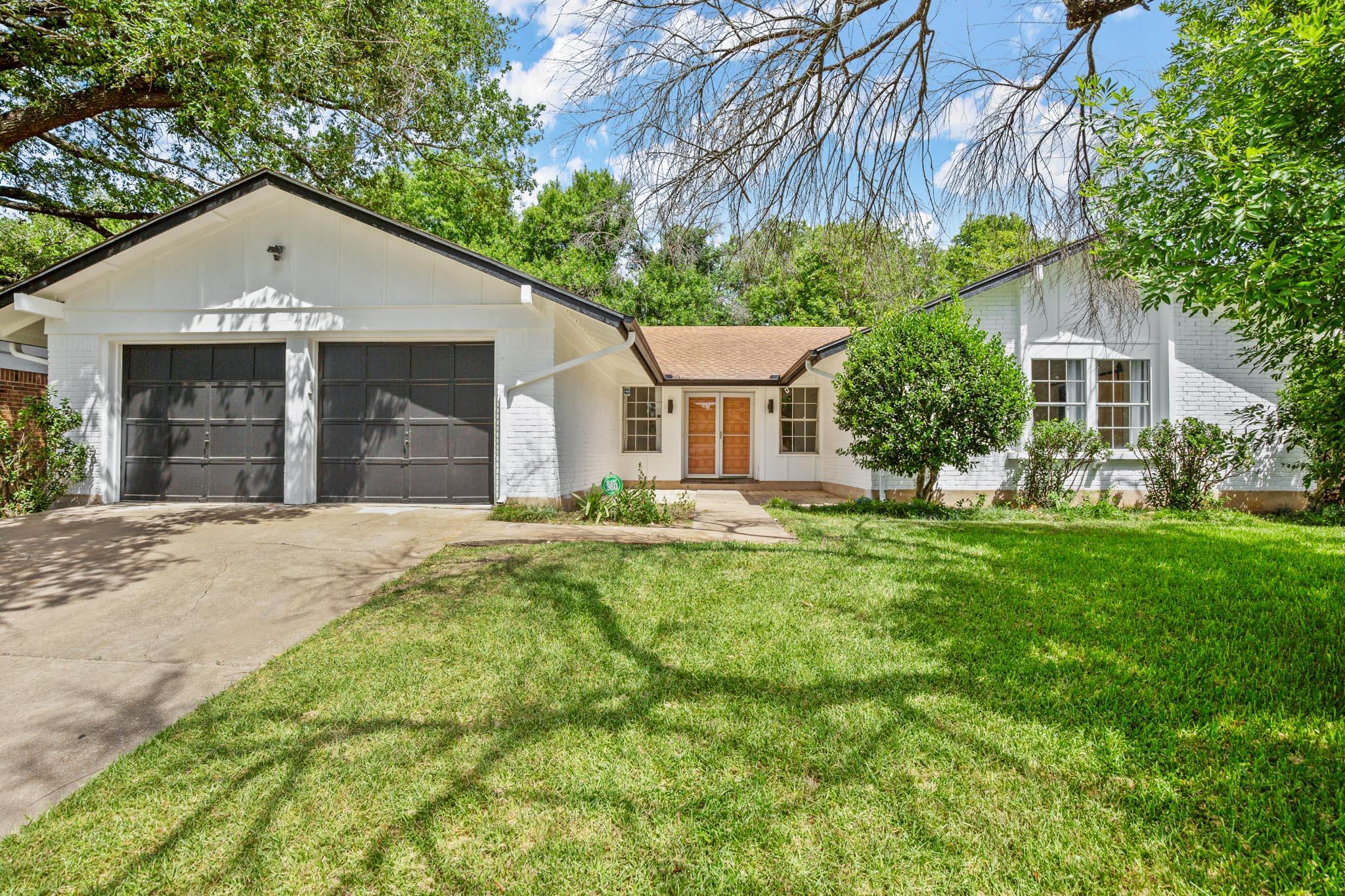 10201 Parkfield DR