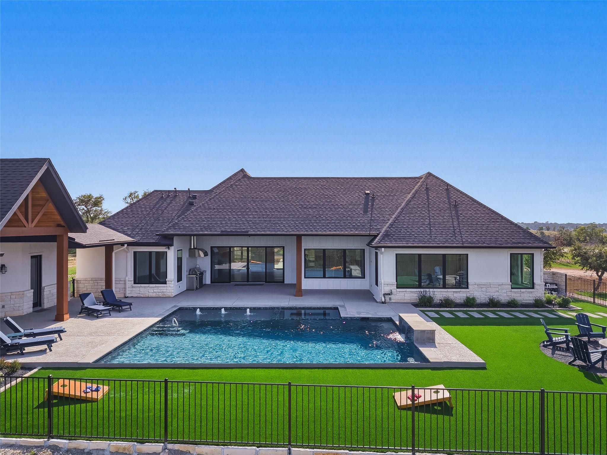 598 Lookout Mountain RD