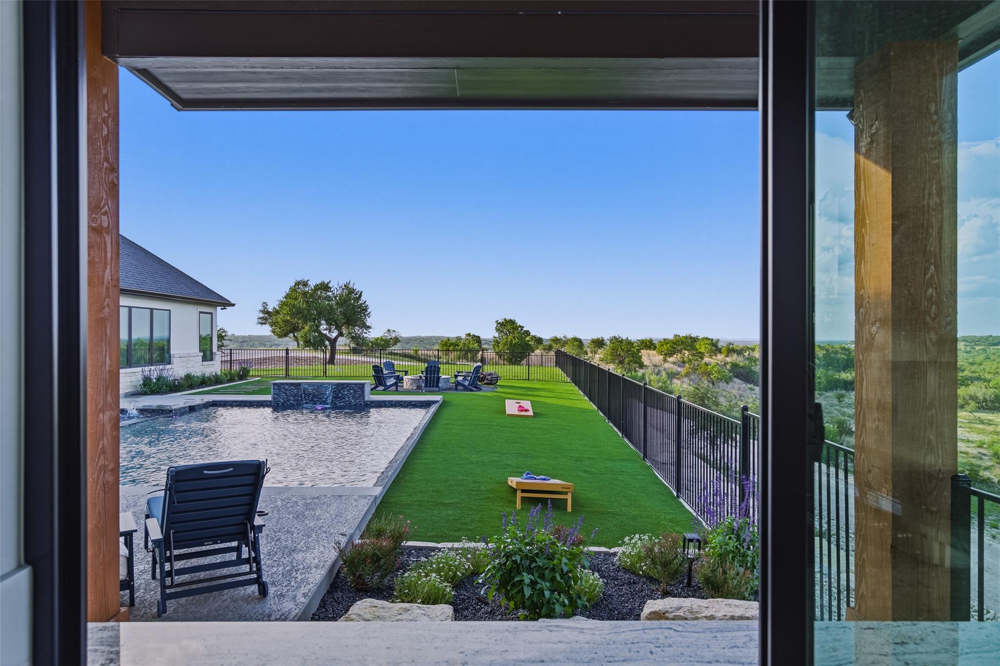 598 Lookout Mountain RD