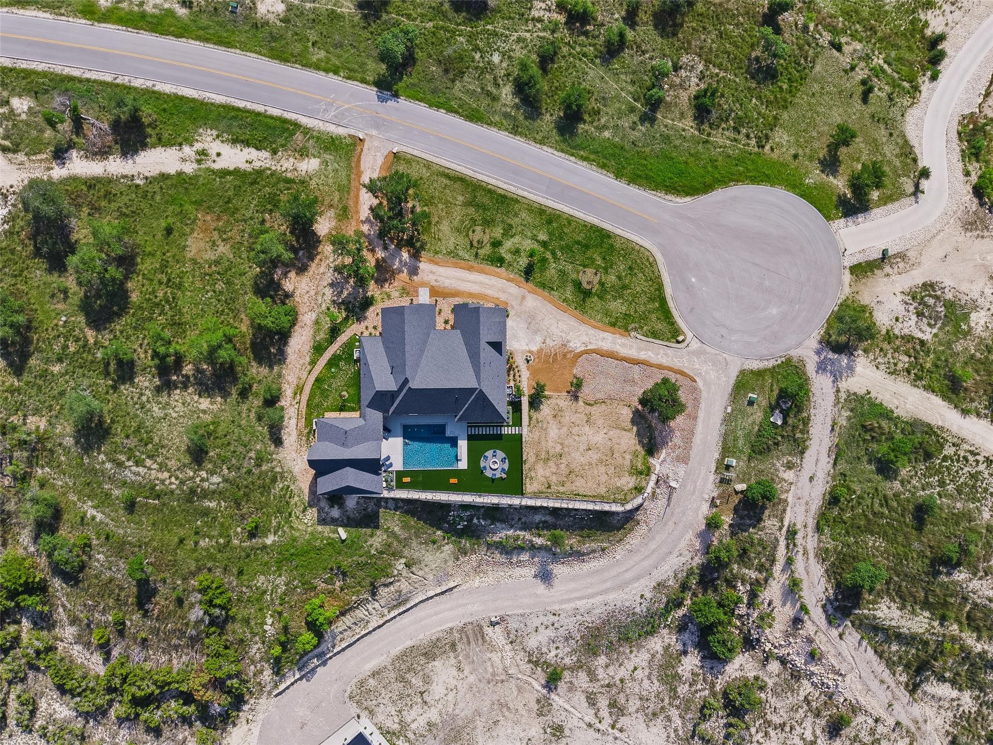 598 Lookout Mountain RD