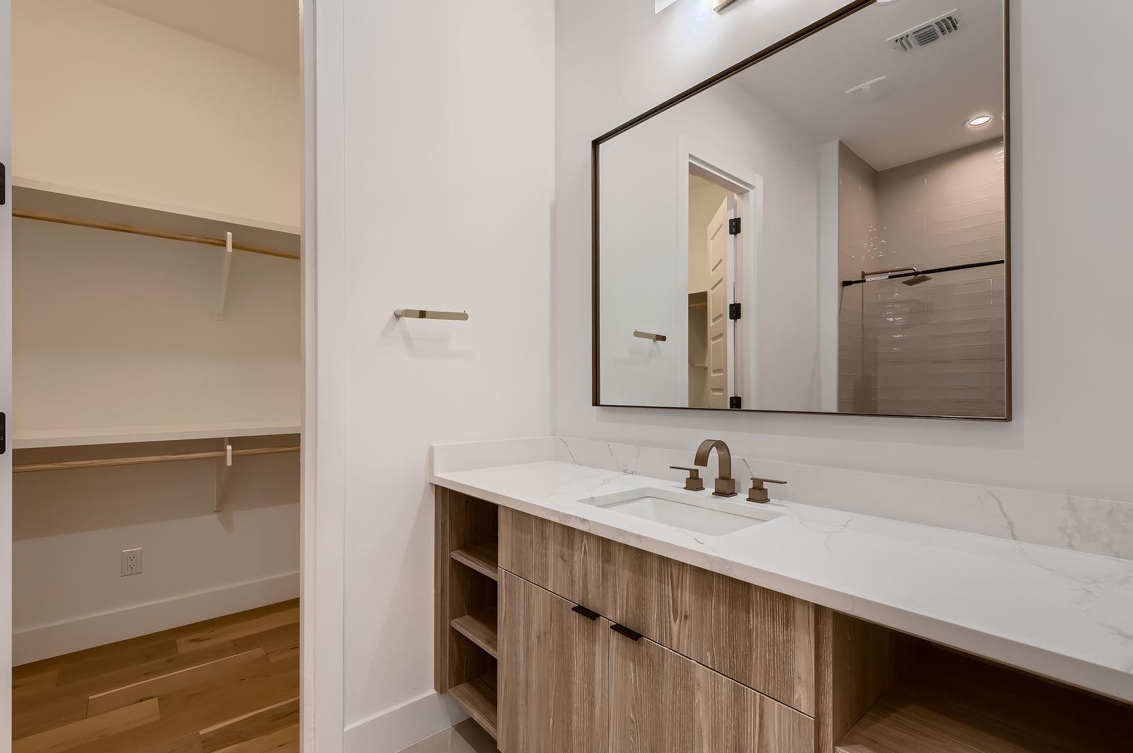 106 Bella Montagna CIR