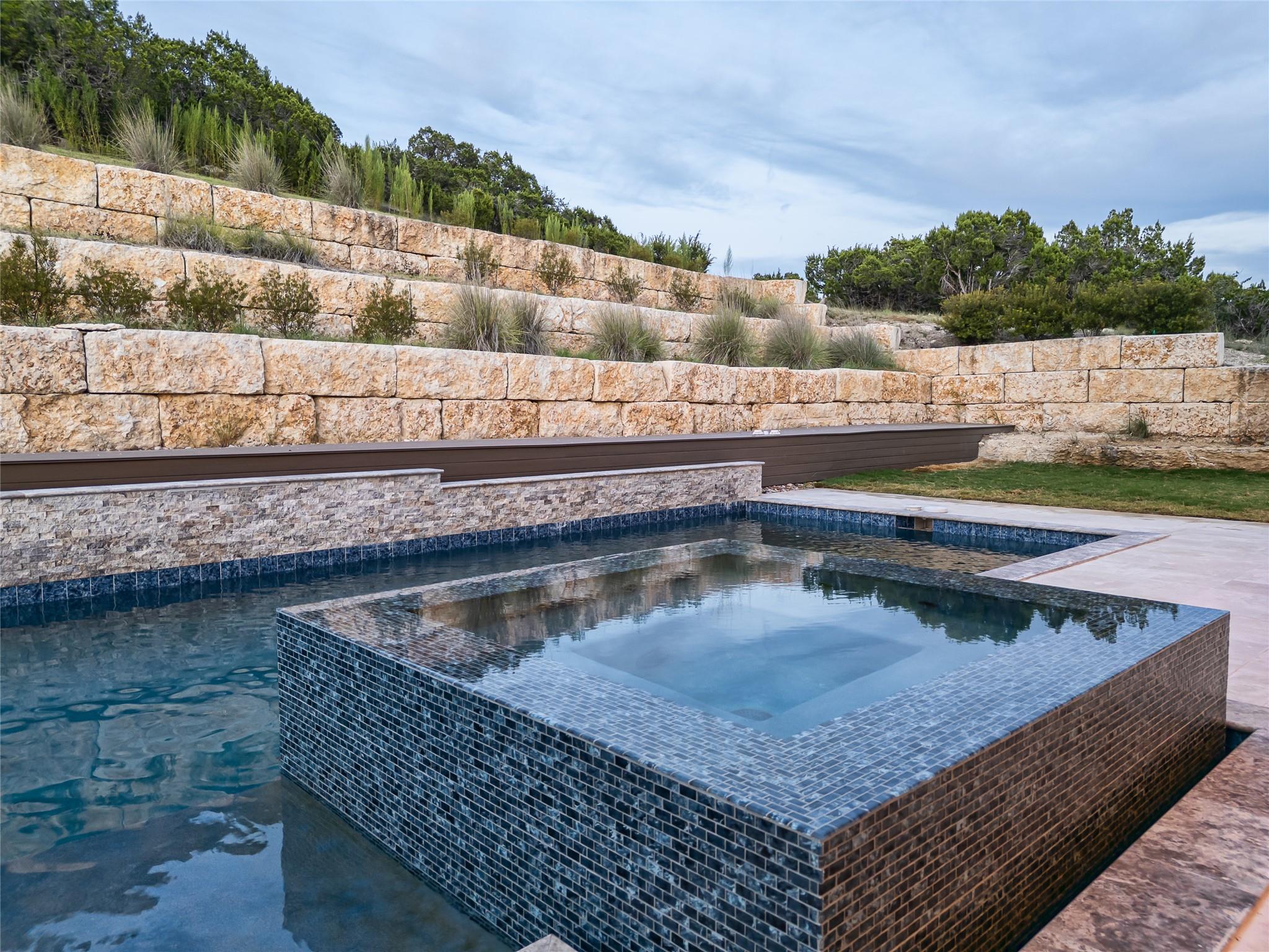 106 Bella Montagna CIR