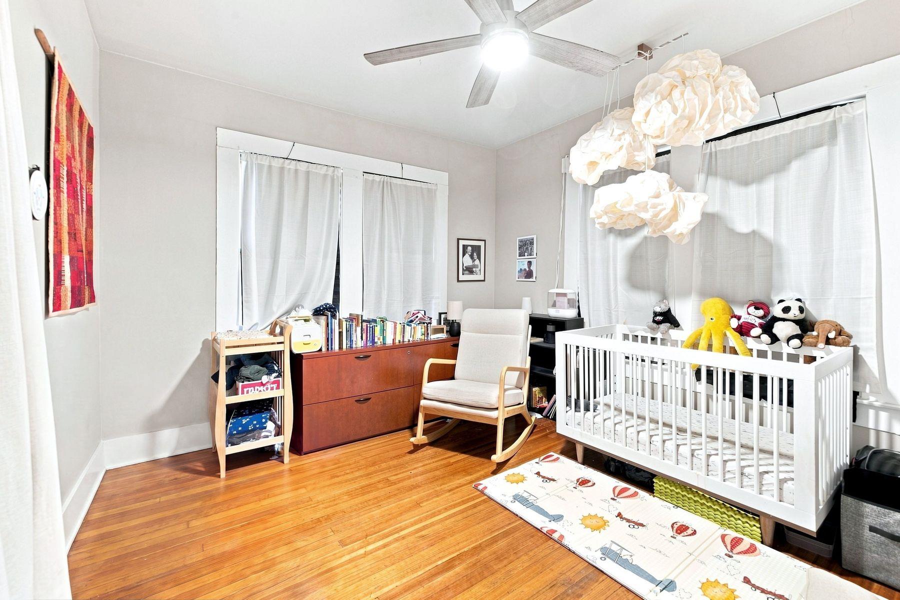 132 Perry CT