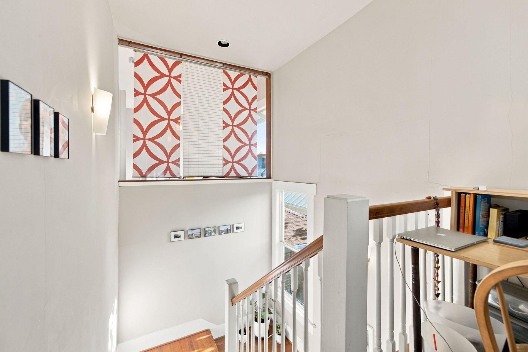 132 Perry CT