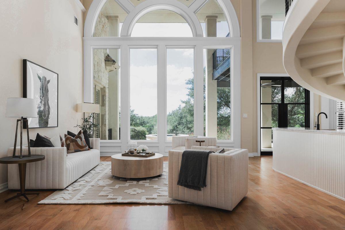 8513 Chalk Knoll DR