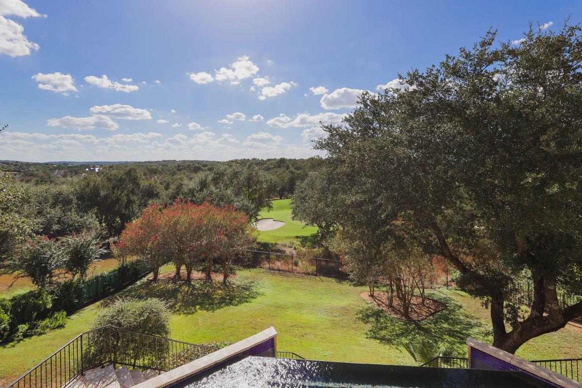 8513 Chalk Knoll DR