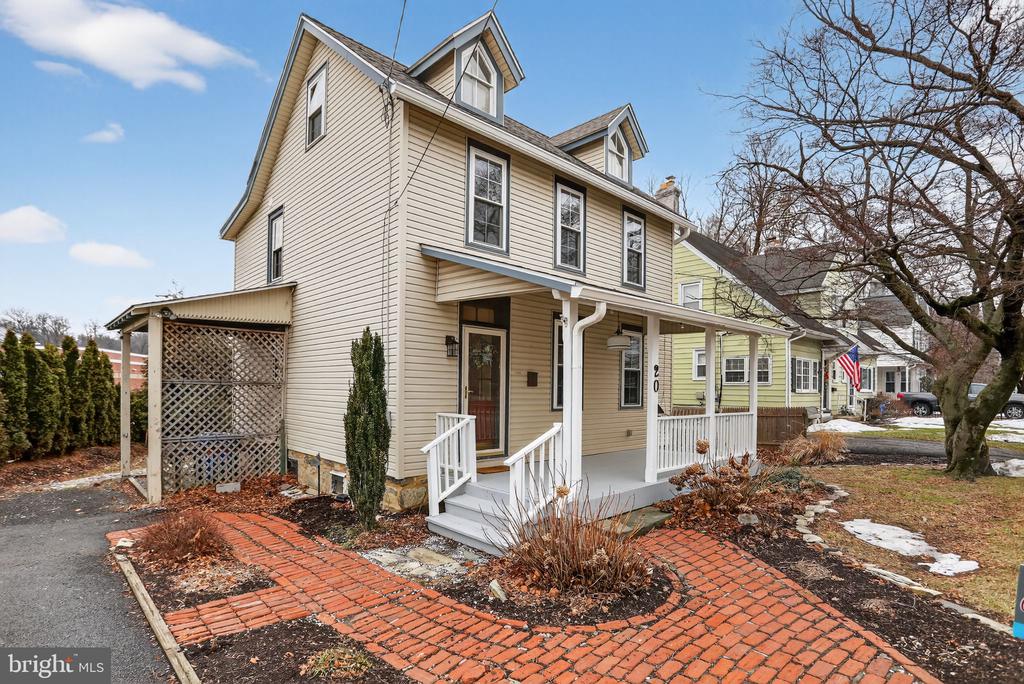20 W WAVERLY ROAD