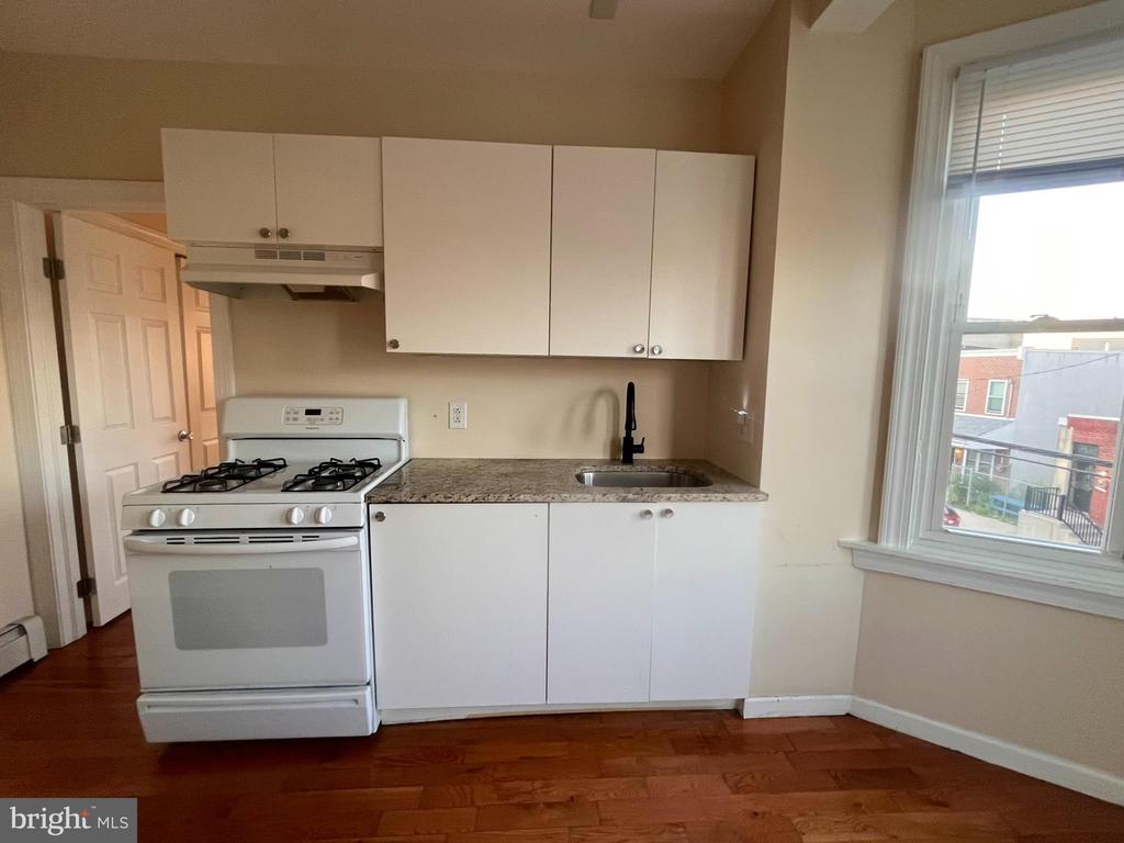 3901 FOLSOM STREET Unit: 2R