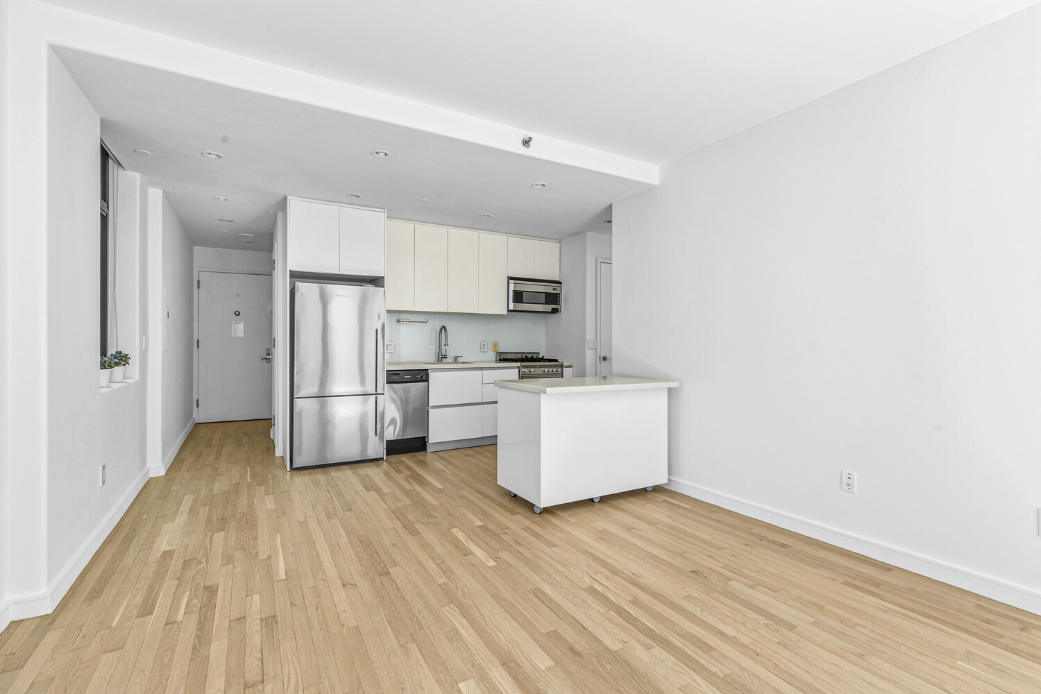 148 E 24TH Street 7E