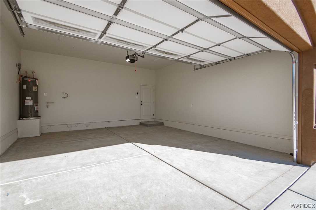 890 Florence Avenue 109