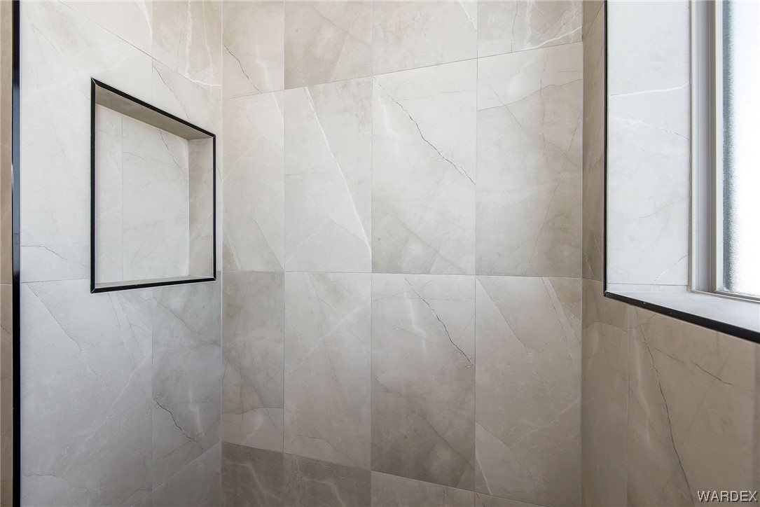 890 Florence Avenue 109