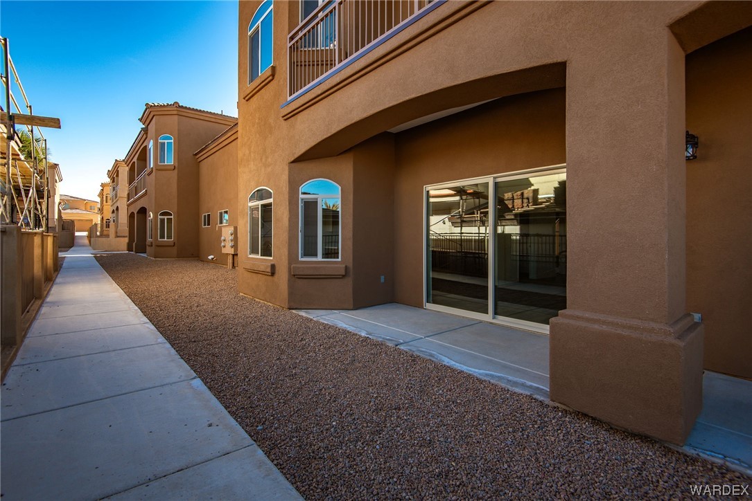 890 Florence Avenue 109