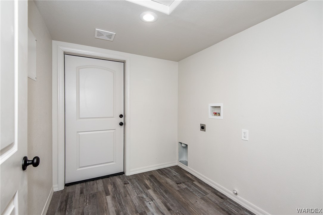 890 Florence Avenue 109